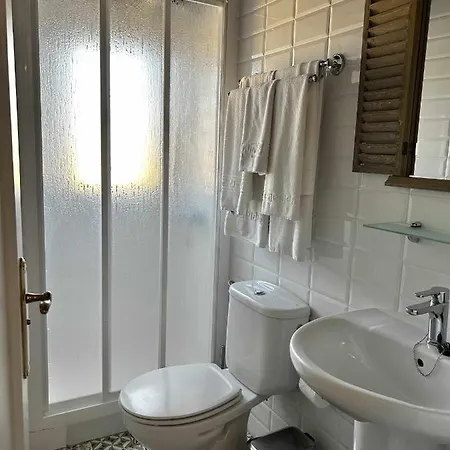 Atico Eloy Delgado شقة